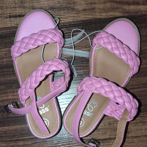 Art Class (JC Penney) Little Girls Size 13 Heeled Sandals - Picture 2 of 2